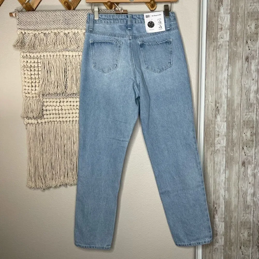 BP. Light Wash Mom Jeans size 25